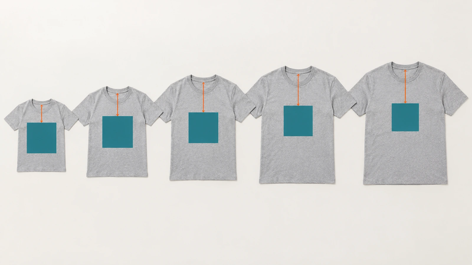 Fila de camisetas dobladas, de la talla pequeña a la extragrande, con un bloque de impresión del mismo tamaño y flechas que miden la distancia hacia abajo desde la costura del cuello