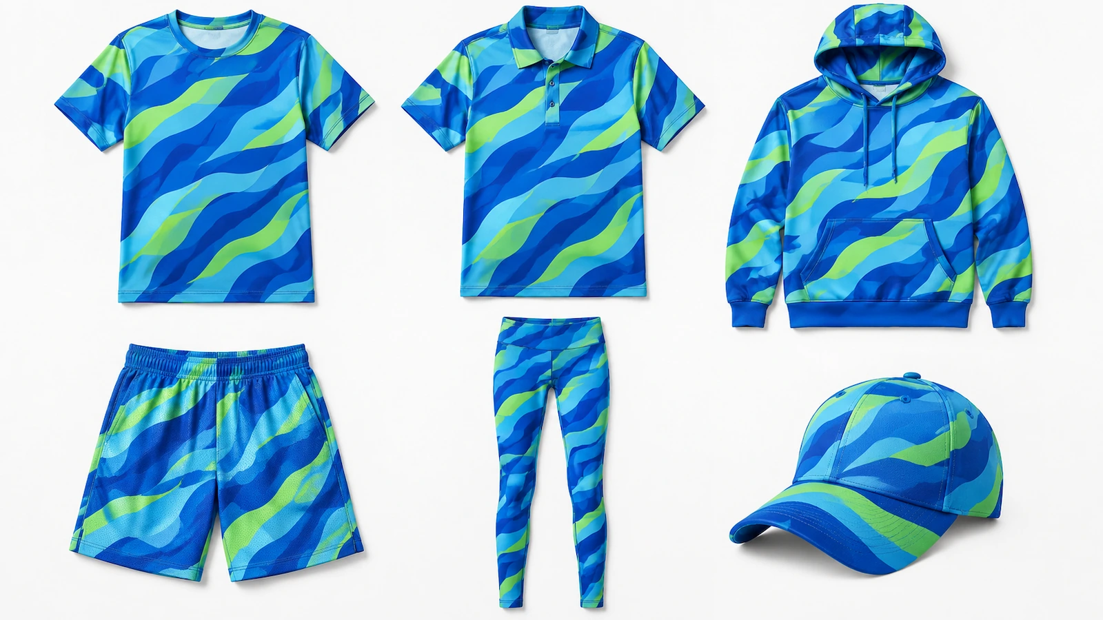 Gama coordinada de ropa sublimada extendida en plano: camiseta deportiva, polo, sudadera con capucha, pantalones cortos, leggings y gorra con un mismo patrón abstracto de color