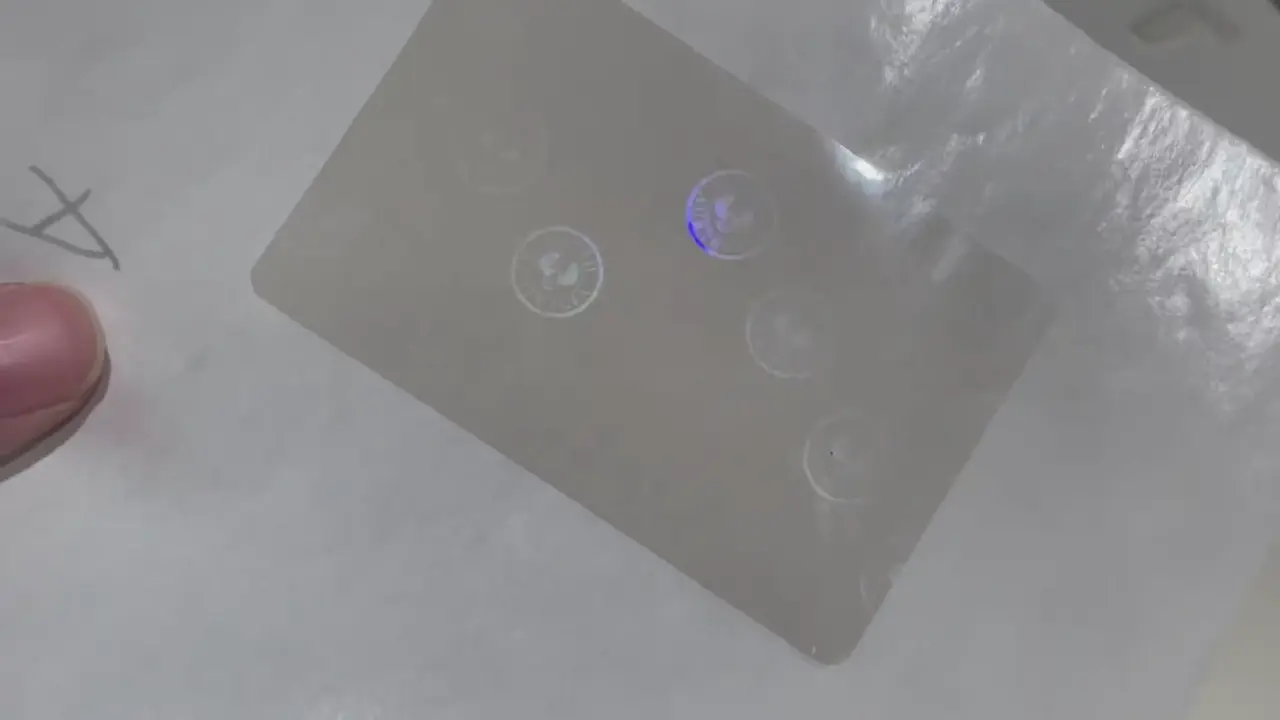 Australia Meridional overlay holográfico transparente para licencia de conducir | SA película holográfica de seguridad para tarjetas de identificación: guía en vídeo