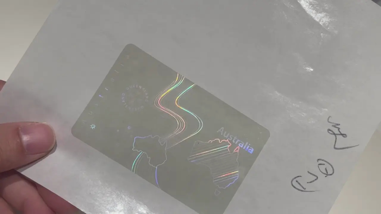 Overlay holográfico ID personalizado | Protección holográfica para documentos: guía en vídeo